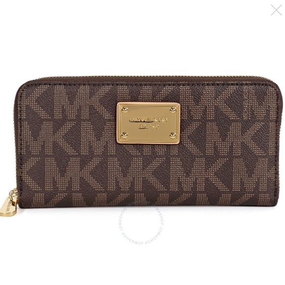 Michael Kors Handbags - Micheal Kors Wallet